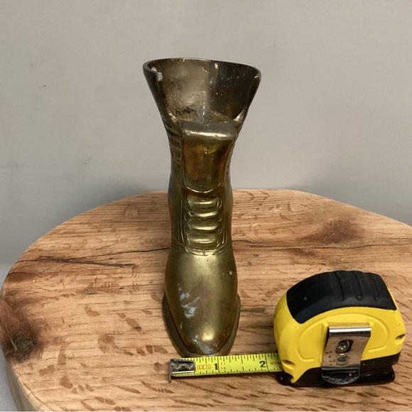 🟡 Vintage Solid Brass Boot Planter / Shelf Decor Piece - Patina - Rustic - Picture 9 of 11